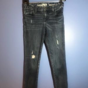 Gap kids distressed super skinny jeans